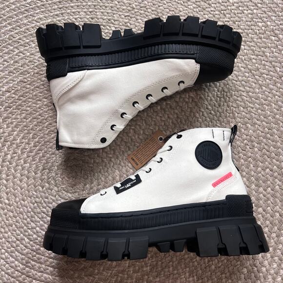 Palladium REVOLT HI TX Sz Womens 9 - Picture 1 of 7